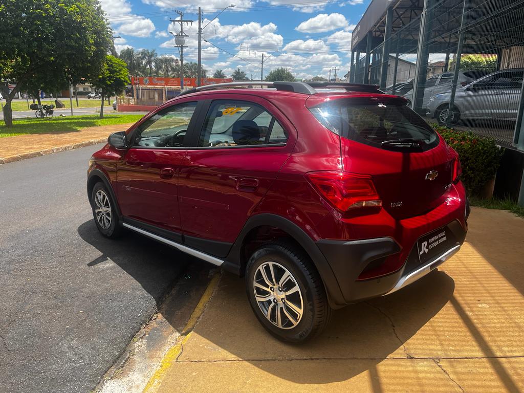 Chevrolet Onix 2018 — foto 5