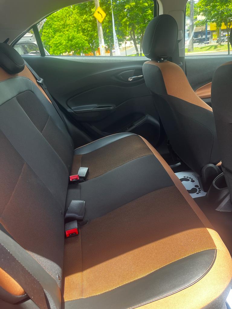 Chevrolet Onix 2018 — foto 8