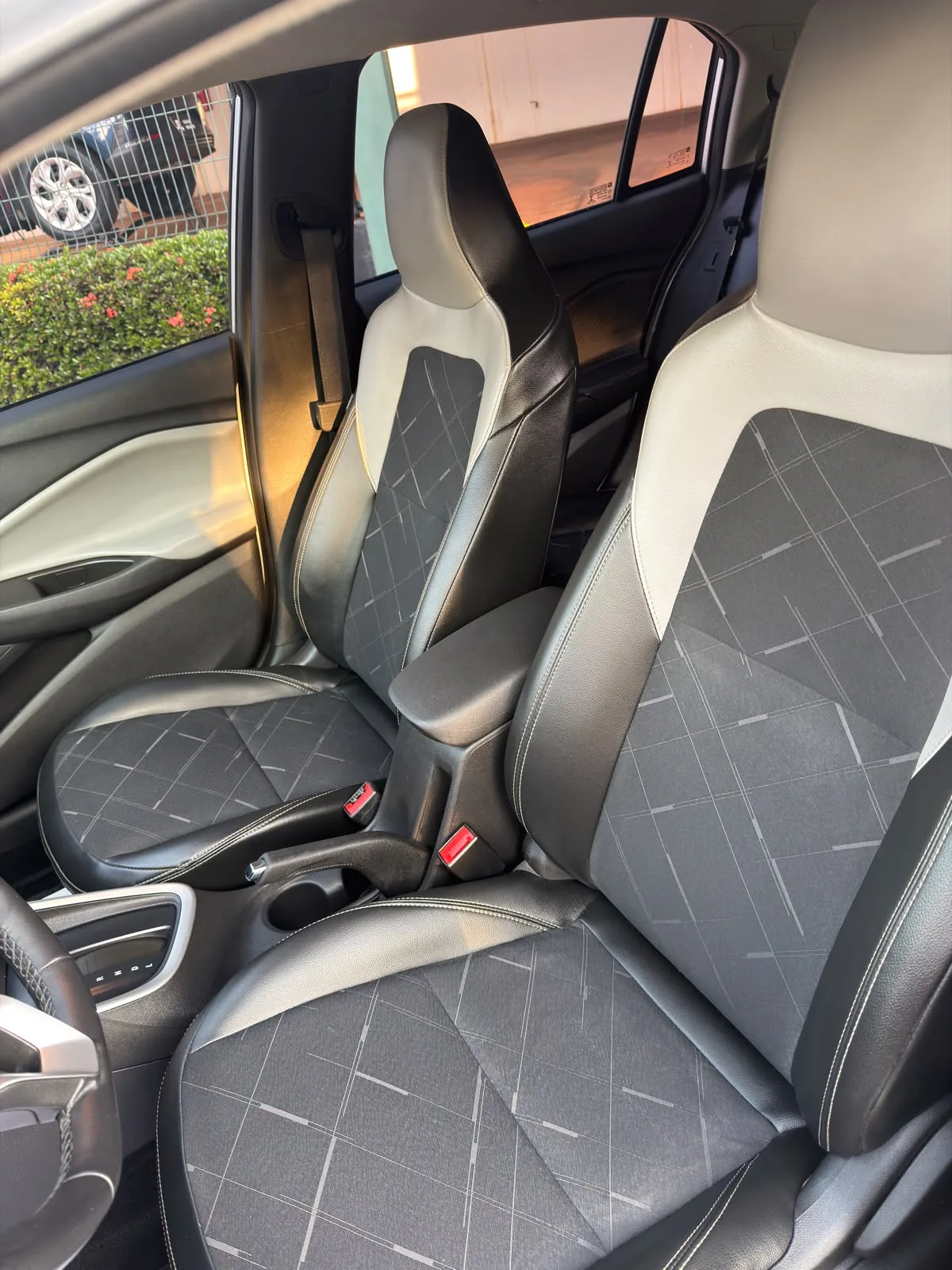 Chevrolet Onix 2022 — foto 10