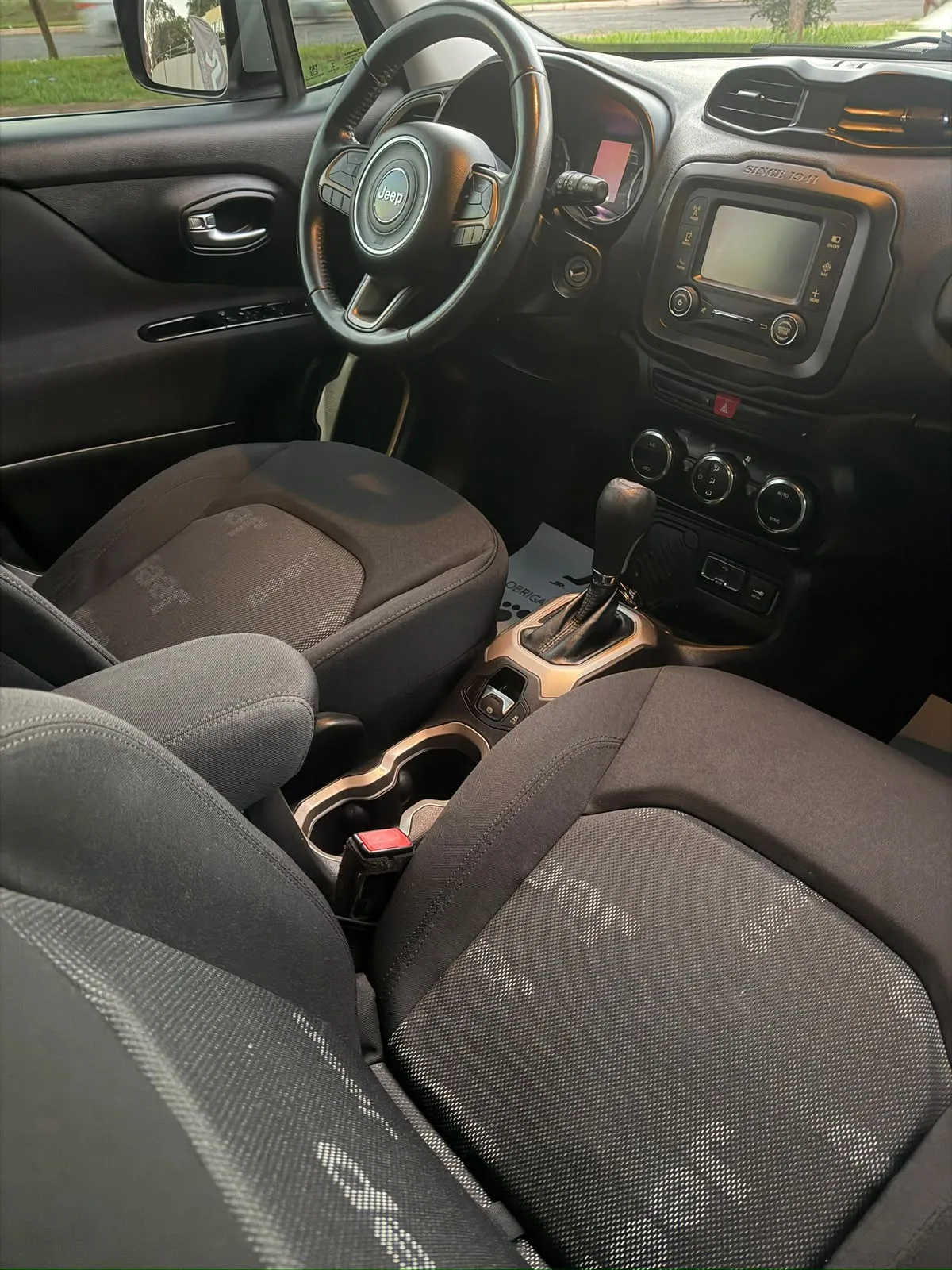 Jeep Renegade 2016 — foto 7