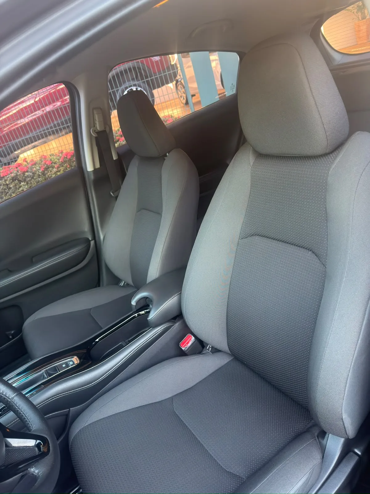 Honda HR-V 2021 — foto 10